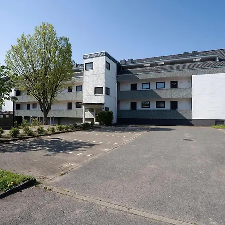 Schützenweg 6 3 *